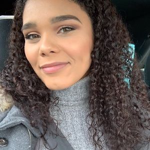 Meet your Posher, Deja